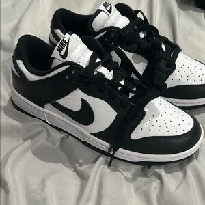 Nike Panda Dunks Low-Top Sneakers